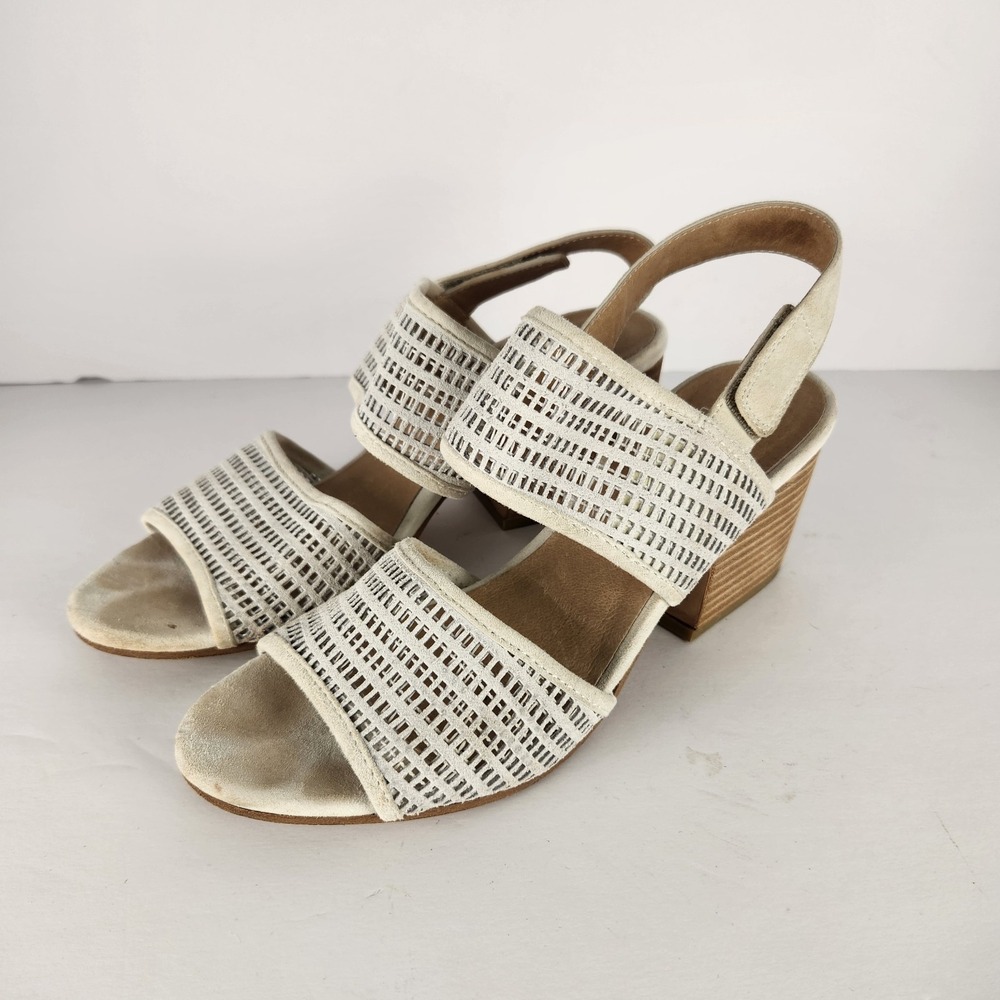Eileen Fisher‎ Women's Preppy Minimalist Slingback Sandals Light Gray Size 7.5